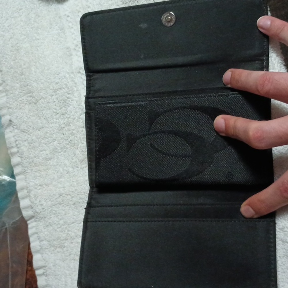 Coach wallet - Picture 2 of 4